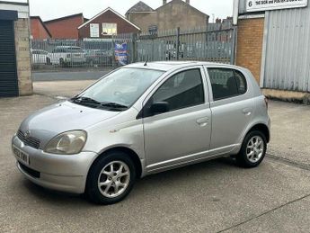 Toyota Yaris 1.3 VVT-i 16v CDX 5dr
