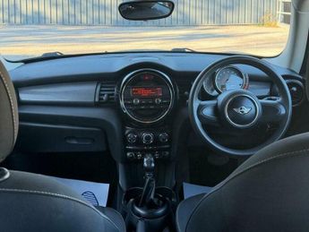 MINI Hatch 1.5 Cooper Auto Euro 6 (s/s) 3dr