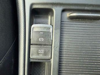 Volkswagen Golf 35.8kWh e-Golf Auto 5dr