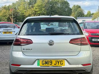 Volkswagen Golf 35.8kWh e-Golf Auto 5dr