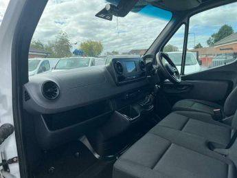Mercedes-Benz Sprinter 2.0 315 CDI Progressive Panel Van 5dr Diesel Manual RWD L3 H3 Eu