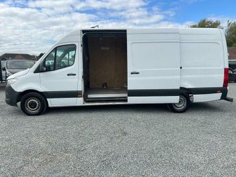 Mercedes-Benz Sprinter 2.0 315 CDI Progressive Panel Van 5dr Diesel Manual RWD L3 H3 Eu