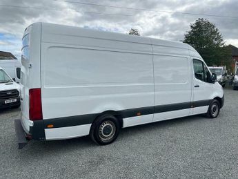 Mercedes-Benz Sprinter 2.0 315 CDI Progressive Panel Van 5dr Diesel Manual RWD L3 H3 Eu