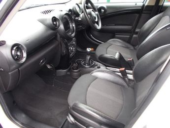 MINI Countryman 2.0 Cooper SD SUV 5dr Diesel Manual ALL4 Euro 5 (s/s) (143 ps)