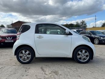 Toyota iQ VVT-I IQ2
