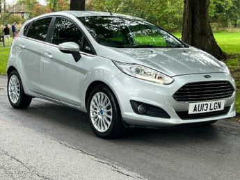 Ford Fiesta 1.0T EcoBoost Titanium Euro 5 (s/s) 5dr