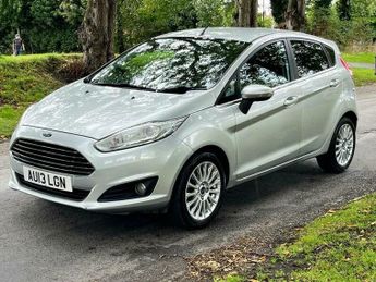 Ford Fiesta 1.0T EcoBoost Titanium Euro 5 (s/s) 5dr