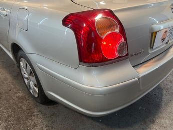 Toyota Avensis 2.0 D-4D T2 Hatchback 5dr Diesel Manual (146 g/km, 125 bhp)