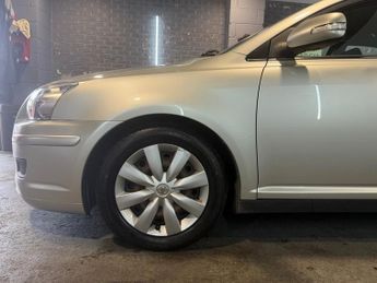 Toyota Avensis 2.0 D-4D T2 Hatchback 5dr Diesel Manual (146 g/km, 125 bhp)