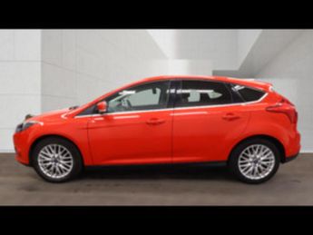 Ford Focus 1.6 Zetec Navigator Hatchback 5dr Petrol Manual Euro 5 (105 ps)