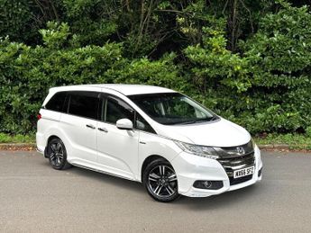 Honda Odyssey 2.0 HYBRID ABSOLUTE HONDA SENSING EX PACKAGE 7 SEATER AUTO