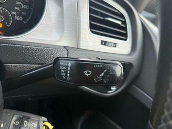Volkswagen Golf 1.6 TDI BlueMotion Tech SE DSG Euro 5 (s/s) 5dr