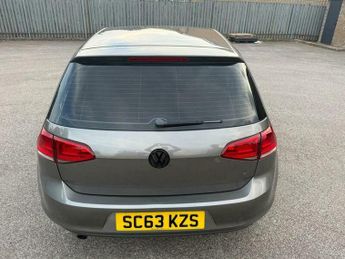 Volkswagen Golf 1.6 TDI BlueMotion Tech SE DSG Euro 5 (s/s) 5dr