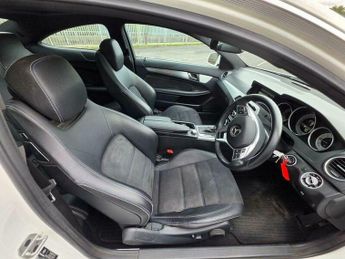 Mercedes-Benz C Class 2.1 C220 CDI AMG Sport Edition G-Tronic+ Euro 5 (s/s) 2dr