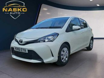 Toyota Yaris 1.33 Dual VVT-i Design Multidrive S Euro 6 5dr (Safety Sense)