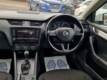 Skoda Octavia 1.6 TDI SCR S DSG Euro 6 (s/s) 5dr