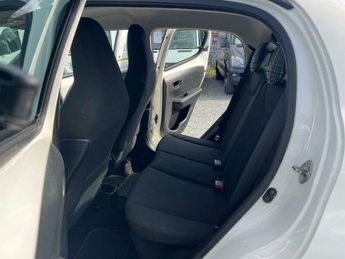 Peugeot 108 1.0 Active Euro 6 5dr