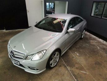 Mercedes-Benz E Class 3.0 E350 CDI V6 BlueEfficiency Sport G-Tronic Euro 5 2dr
