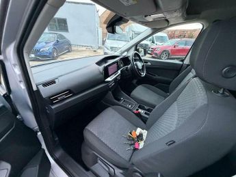Ford Tourneo Connect 2.0 EcoBlue Titanium DCT Euro 6 (s/s) 5dr