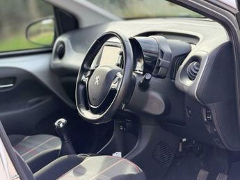 Peugeot 108 1.2 VTi PureTech Allure Euro 5 5dr