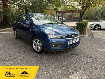 Ford Focus 1.6 Zetec Climate Hatchback 5dr Petrol Automatic (184 g/km, 99 b