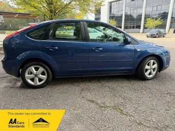 Ford Focus 1.6 Zetec Climate Hatchback 5dr Petrol Automatic (184 g/km, 99 b