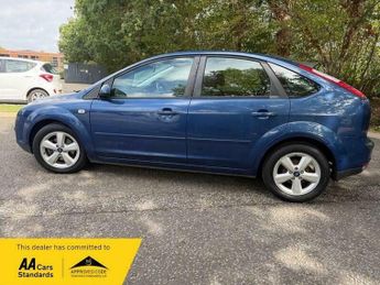Ford Focus 1.6 Zetec Climate Hatchback 5dr Petrol Automatic (184 g/km, 99 b