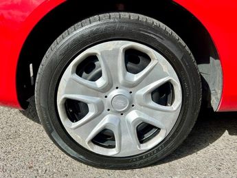 Ford Fiesta STYLE PLUS A/C+CLEAN MOT+2 KEYS+ISOFIX