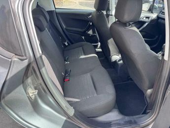 Peugeot 208 1.2 VTi Access+ Euro 5 5dr