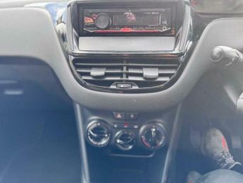 Peugeot 208 1.2 VTi Access+ Euro 5 5dr