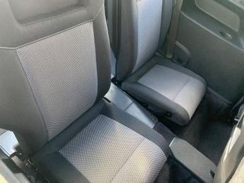 Vauxhall Zafira 1.8 16V Exclusiv MPV 5dr Petrol Manual Euro 5 (120 ps)
