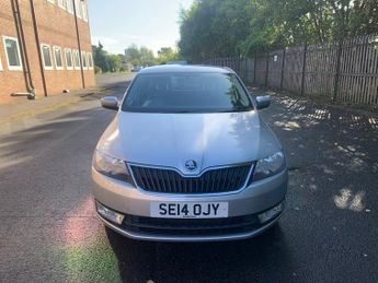 Skoda Rapid 1.2 TSI Elegance Hatchback 5dr Petrol Manual Euro 5 (105 ps)