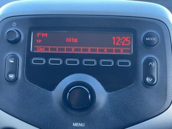 Toyota AYGO 1.0 VVT-I X-PLAY