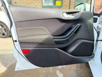 Ford Fiesta 1.0T EcoBoost Zetec Auto Euro 6 (s/s) 5dr