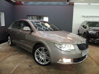 Skoda Superb 2.0 TDI Elegance DSG Euro 4 5dr