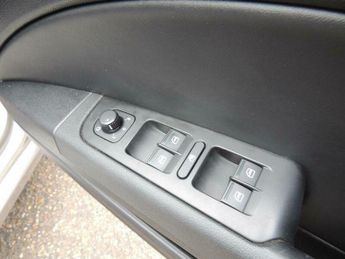 Skoda Superb 2.0 TDI Elegance DSG Euro 4 5dr