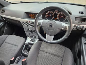 Vauxhall Astra SRI