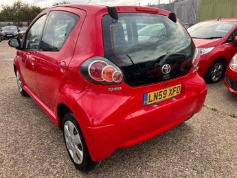 Toyota AYGO VVT-I PLUS MM