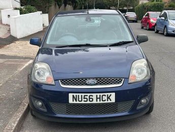 Ford Fiesta 1.4 Ghia 5dr
