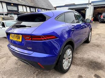 Jaguar E-PACE SE