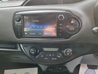 Toyota Yaris VVT-I ICON M-DRIVE S