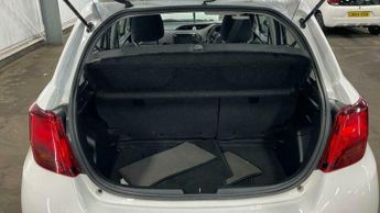 Toyota Yaris 1.5 VVT-h Icon E-CVT Euro 6 5dr