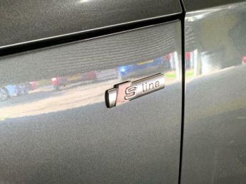 Audi TT 2.0 TDI Black Edition S Tronic quattro Euro 5 3dr