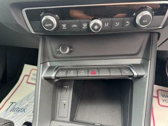 Audi Q3 2.0 TDI 40 Black Edition S Tronic quattro Euro 6 (s/s) 5dr