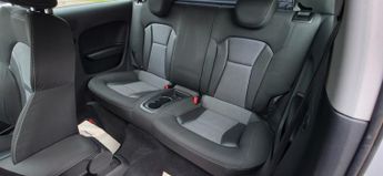 Audi A1 1.4 TFSI S line Hatchback 3dr Petrol S Tronic Euro 5 (185 ps)
