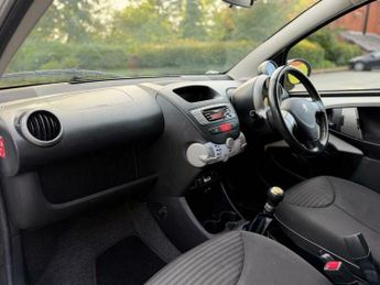 Peugeot 107 1.0 12V Allure Euro 5 3dr