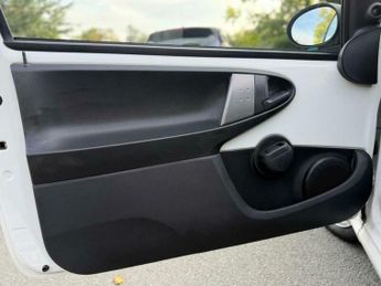 Peugeot 107 1.0 12V Allure Euro 5 3dr