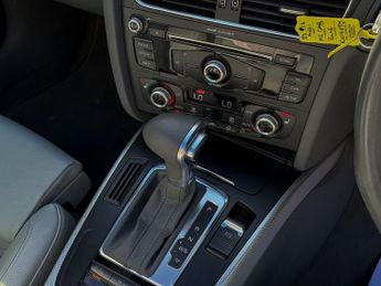 Audi A5 2.0 TFSI SE Convertible S Tronic Quattro (s/s) 220 Bhp | Full Hi