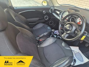 MINI Mini 1.6 COOPER D CLUBMAN