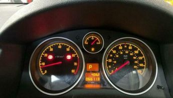 Renault Clio 1.8i 16v Club 5dr
